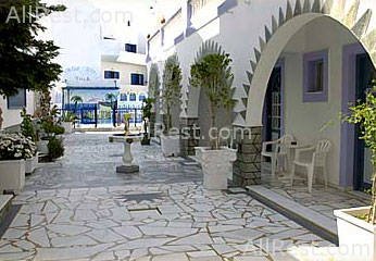 Blue Sky Hotel 6